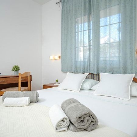 Apartment Nela Kalina Jelsa  Luaran gambar
