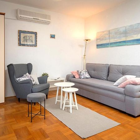 Apartment Nela Kalina Jelsa  Luaran gambar