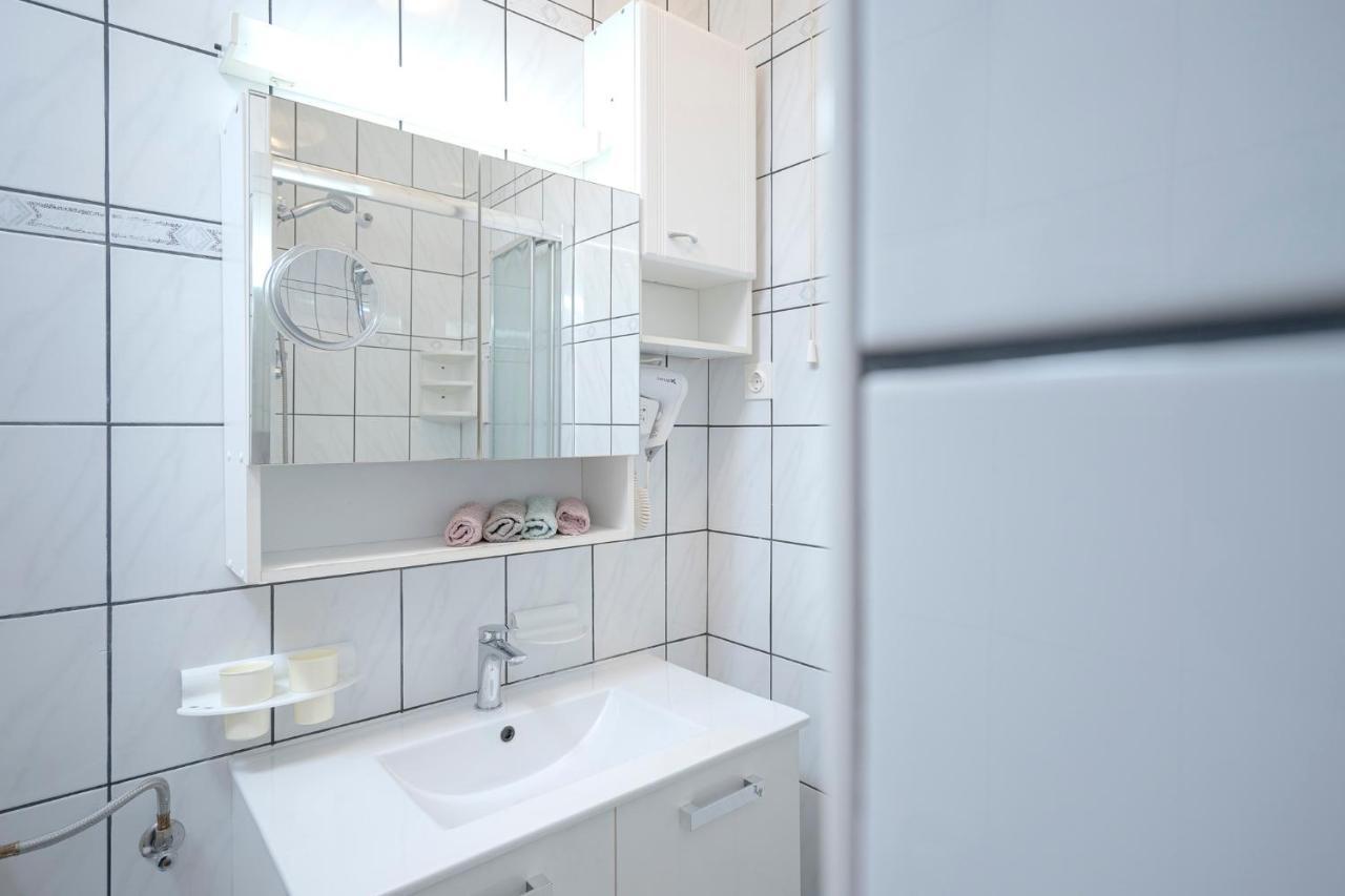 Apartment Nela Kalina Jelsa  Luaran gambar